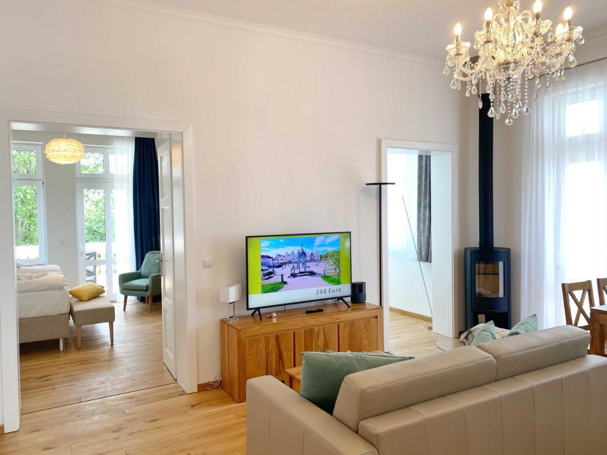 Villa Jenny - Ferienappartement 1 Mit Meerblick Sassnitz Bagian luar foto