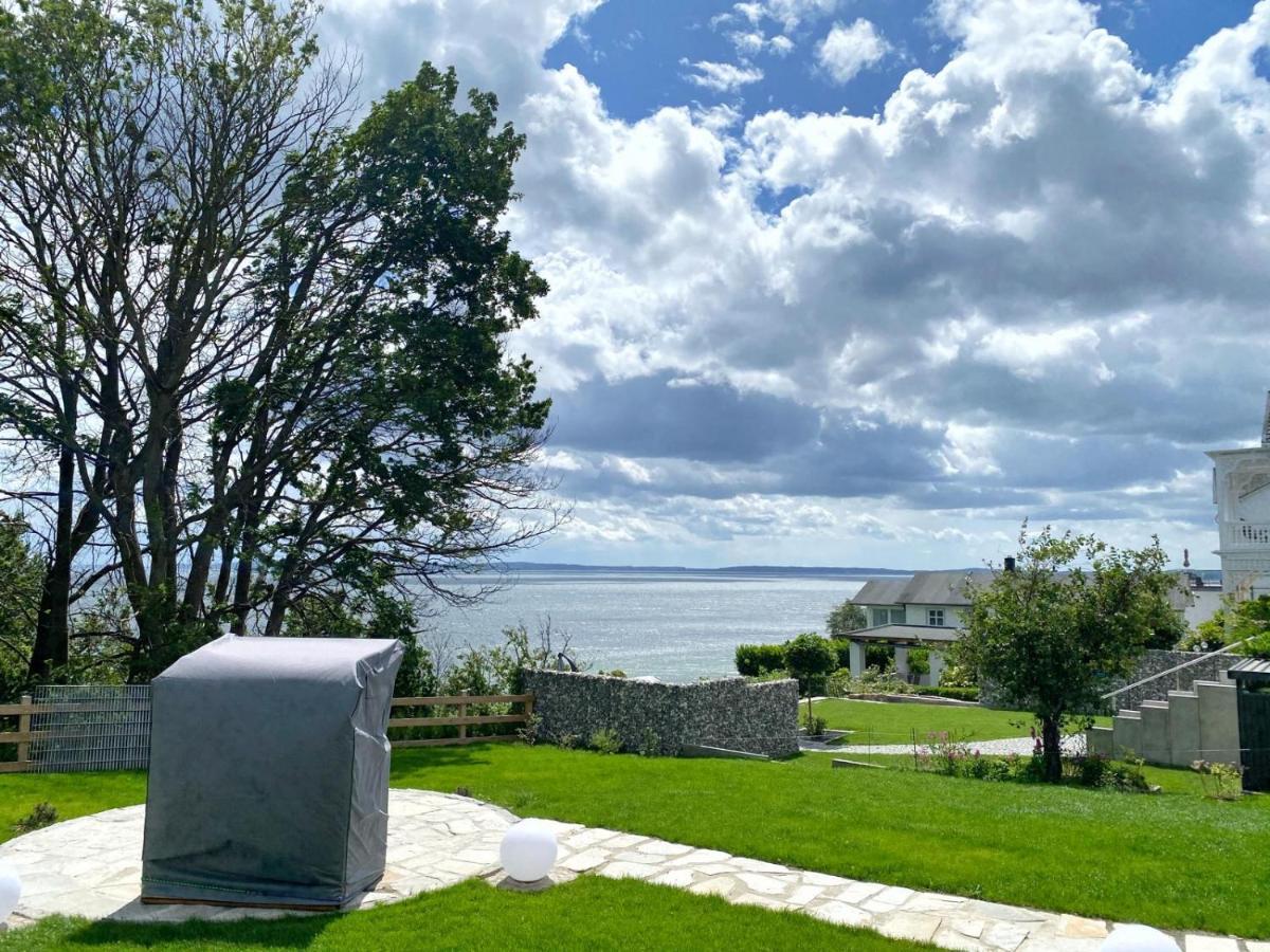 Villa Jenny - Ferienappartement 1 Mit Meerblick Sassnitz Bagian luar foto