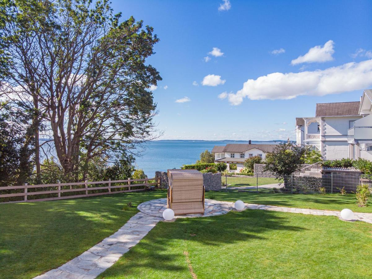 Villa Jenny - Ferienappartement 1 Mit Meerblick Sassnitz Bagian luar foto